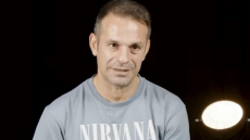 Ντέμης  Νικολαΐδης: Πάντα είχα φίλους γκέι, δεν με απασχολούσαν ποτέ οι σεξουαλικές προτιμήσεις των άλλων - Βίντεο 