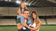 Παναθηναϊκός: Ο Μαξίμοβιτς γιόρτασε με την οικογένειά του την ιστορική πρόκριση επί της Λανς - Φωτογραφίες 