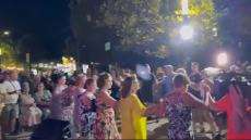 Χοροί στη Χειμάρρα για την αποφυλάκιση Μπελέρη - Δείτε βίντεο