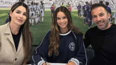 Ντελ Πιέρο: Η κόρη του Αλεσάντρο υπέγραψε συμβόλαιο στη Γιουβέντους - Βίντεο, φωτογραφίες 