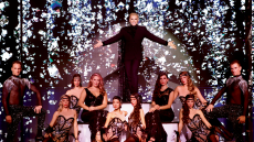 Τάκης Ζαχαράτος: Το χιούμορ είναι το καλύτερο αντίδοτο στο σκοτάδι