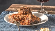 Πρόβειο κεμπάπ στη γάστρα