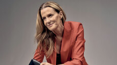 India Hicks: Ο νονός Κάρολος και η μαμά-έμπιστη της Ελισάβετ 