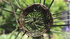 Ο λαογράφος που αναβιώνει την καλαθοπλεκτική τέχνη και τα τυριβόλια της Λήμνου