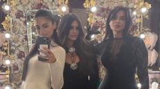 Η selfie της Αλεξάνδρας Νίκα με την Κίμπερλι Γκίλφοϊλ και τη Σήλια Κριθαριώτη: Με τις υπέροχες κυρίες μου