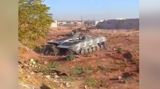 Συρία: Βίντεο από τη στιγμή που τζιχαντιστές καταλαμβάνουν άρματα μάχης κοντά στο Χαλέπι