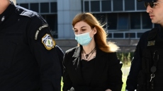Δίκη Πισπιρίγκου: «Κακοποιητής» ο Δασκαλάκης, κατέθεσε η μητέρα της - Σεβασμό στους γονείς της ζήτησε η κατηγορουμένη