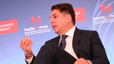 Το αποχαιρετιστήριο μήνυμα του Τζορτζ Τσούνης: Η θητεία μου στην Ελλάδα ήταν η τιμή της ζωής μου