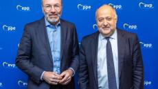 Συνάντηση του Δημήτρη Τσιόδρα με τον Πρόεδρο του ΕΛΚ Manfred Weber