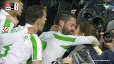 Ίσκο: Το φιλί που έγινε viral, η απολογία για τον πανηγυρισμό και το ντοκιμαντέρ για την επιστροφή