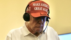 Τραμπ κατά Ιράν: Σταματήστε αμέσως τον εξοπλισμό των Χούτι, θα χάσουν ούτως ή άλλως