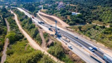 Τον Ιούλιο παραδίδεται το πρώτο και μεγαλύτερο τμήμα της Πατρών - Πύργου και τον Νοέμβριο το δεύτερο