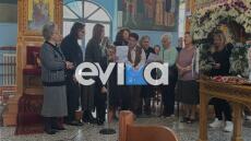 Το μοιρολόι της Παναγίας από τις γυναίκες που στόλισαν τον Επιτάφιο στον Αλμυροπόταμο - Δείτε βίντεο