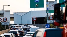Τροχαίο με 2 τραυματίες στην Αττική οδό στον κόμβο Παιανίας, σοβαρά ο ένας διακομίστηκε στο ΚΑΤ