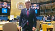 Στη Νέα Υόρκη  ο Νικόλας Φαραντούρης - Θα συναντηθεί με τον γ.γ. του ΟΗΕ Αντόνιο Γκουτέρες
