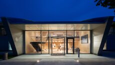 Μάντσεστερ Γιουνάιτεντ: Παρουσία του Σερ Άλεξ τα εγκαίνια στο ανακαινισμένο προπονητικό κέντρο - Δείτε βίντεο