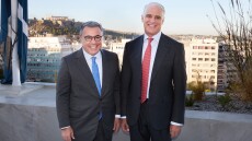 Alpha Bank: Στο 26% αυξάνει τη συμμετοχή της η UniCredit