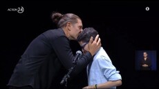 Συγκλόνισε ο μικρός Μιχαήλ στα Βραβεία ΠΣΑΠΠ – Λύγισε μιλώντας για τη νίκη του απέναντι στον καρκίνο, δείτε βίντεο