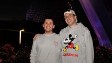 Ελληνοαμερικανός κατηγορεί τα παιδιά γερουσιαστή στις ΗΠΑ ότι ώθησαν στην αυτοκτονία τον σύζυγό του με τα ομοφοβικά σχόλιά τους