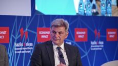 Φαραντούρης: Η Ελλάδα να διεκδικήσει ισχυρό ρόλο στη Μ. Ανατολή για τα συμφέροντά μας
