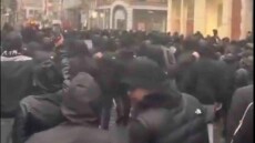 Λιλ - ΠΑΟΚ: Κατάληψη στη γαλλική πόλη από 2.500 οπαδούς του Δικεφάλου - Βίντεο
