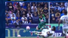 Σοκαριστικός τραυματισμός τερματοφύλακα στο Μεξικό - Δείτε βίντεο