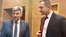 Συνάντηση Φαραντούρη με Επίτροπο Γεωργίας για κρασί και επιδοτήσεις
