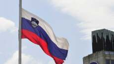 Εκλογικό θρίλερ στη Σλοβενία: Ο φιλελεύθερος Γκολόμπ απέναντι τον φιλοτραμπικό Γιάνσα 