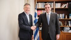 Ντάισελμπλουμ για Πιερρακάκη: Με κάνει περήφανο ότι ο Έλληνας υπουργός Οικονομικών προεδρεύει του Eurogroup