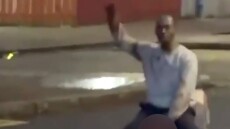 Προφυλακίστηκε ο 30χρονος Σουδανός που κατηγορείται για την επίθεση με μαχαίρι στο Μπέλφαστ