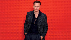 Μπιλ Σκάρσγκαρντ, ένας σκοτεινός ήρωας