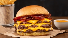 Τα υπερεπεξεργασμένα τρόφιμα μπορεί να συσχετίζονται με κίνδυνο ανάπτυξης καρκίνου του παχέος εντέρου