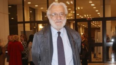 Γιάννης Σμαραγδής για Χριστόφορο Παπακαλιάτη: Είναι ένα καθαρό διαμάντι, δεν κάνει τυχαία διεθνή καριέρα