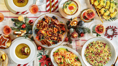 Η μαγεία των γιορτών έρχεται στο σπίτι μας