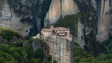 Ο Δεκαπενταύγουστος στα Μετέωρα: Πίστη, παράδοση και επιστροφή στις ρίζες
