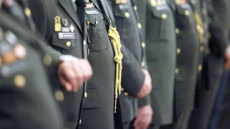 Συγκέντρωση διαμαρτυρίας στην Παλαιά Βουλή από τους ένστολους

