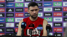 Μεγαλείο ψυχής από τον Kώστα Παπανικολάου που βοήθησε σε τροχαίο στο κλειστό της Νέας Αλικαρνασσού
