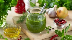 «Πάμε Supermarket» – Σήμερα: Ψωνίζουμε ντρέσινγκ και αρτύματα