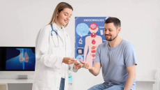 Διαβητικό πόδι: Τρεις ειδικοί μιλούν για τη σημασία της πρόληψης και του τακτικού ελέγχου