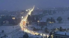 Αράχωβα: Μεγάλο το πρόβλημα να έρχεται ο κόσμος χωρίς αλυσίδες, λέει ο δήμαρχος για το χθεσινό μποτιλιάρισμα χιλιομέτρων