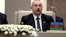 Ο Αλίεφ ζητά από τη Ρωσία να παραδεχθεί δημόσια ότι ευθύνεται για τη συντριβή αεροσκάφους της Azerbaijan Airlines
