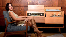 Η Iσιδώρα Δωροπούλου είναι μία από τις θεατρικές «Λύκαινες»