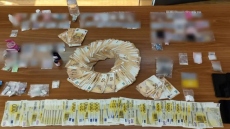 Καλύβια: 13 συλλήψεις σε ναρκοπάρτι, ανάμεσά τους 3 αστυνομικοί με ρόλο σεκιούριτι