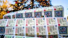 Πρωτοχρονιάτικο λαχείο: Τι ώρα γίνεται η μεγάλη κλήρωση - 5.000.000 ευρώ στην τυχερή πεντάδα