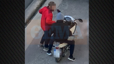 Βίντεο ντοκουμέντο: Έκλεψαν μπαταρία από ΙΧ στους Αγίους Αναργύρους μέσα σε λίγα δευτερόλεπτα