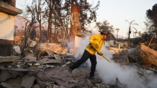 Το Μεξικό στέλνει βοήθεια στο Λος Άντζελες για τις φωτιές
