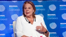 Κατσέλη: Να συμπορευτεί η ΕΛΑΣ του Τσίπρα με το ΠΑΣΟΚ, να αποφασίσει ο Ανδρουλάκης πού θέλει να πάει