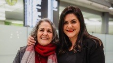 Ιράν: Ελεύθερη μετά από φυλάκιση 4,5 χρόνων στην Τεχεράνη έμεινε Γερμανοϊρανή ακτιβίστρια