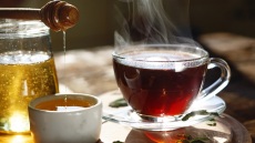 Earl Grey vs English Breakfast: Όχι, δεν είναι το ίδιο κι ας τα μπερδεύουμε – Σε τι διαφέρουν