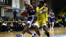 Europe Cup: Λύγισε στο φινάλε το Μαρούσι, 77-74 η Τόφας Μπούρσα